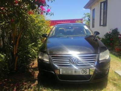 Volkswagen Passat 2006 - Compact cars on Aster Vender