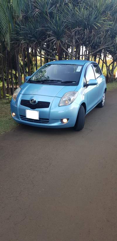Toyota vitz - ZU06 - Auto - 59203220 - Family Cars on Aster Vender