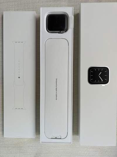 Apple watch Series5 stainless steel case - Smartwatch on Aster Vender