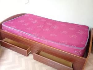 Bed - Bedroom Furnitures