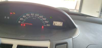 Toyota vitz 06 for sale - Compact cars on Aster Vender