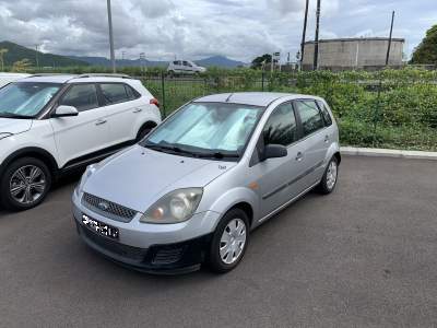 Ford Fiesta 06 - Compact cars