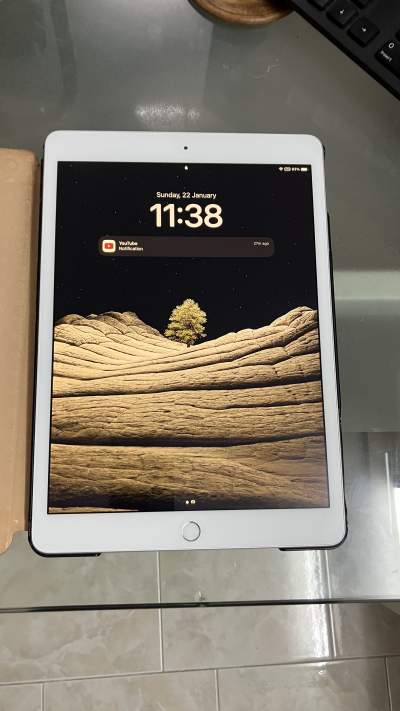 Apple iPad 08 - Tablet on Aster Vender