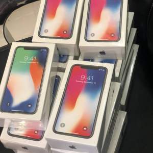 BRAND NEW APPLE IPHONE X 64GB , 256GB SILVER OR SPACE GREY. - iPhones on Aster Vender