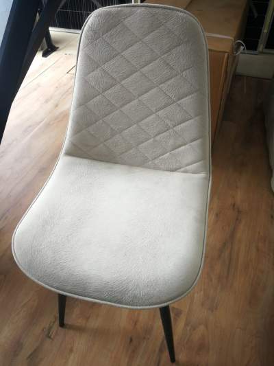 A vendre chaise - Chairs