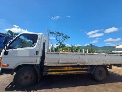 HYUNDAI TRUCK HD65 YEAR 2010 FOR SALE - Truck bed
