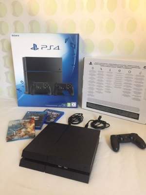 Ps4 pro with controller  - Others on Aster Vender
