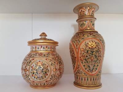 Marble vases (pair) - Interior Decor