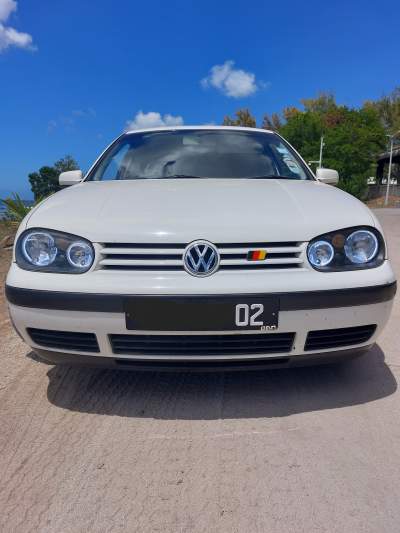 Volkswagen Golf MK 4 - Compact cars