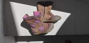 Kids boots - Kids Stuff on Aster Vender