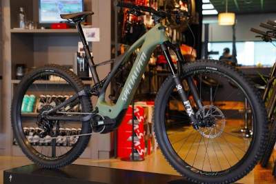 2023 Specialized Turbo Levo Comp - Mountain bicycles on Aster Vender