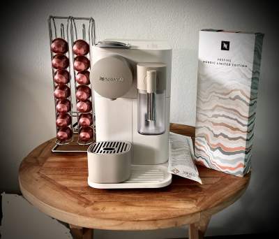 Nespresso Coffee machine - Kitchen appliances