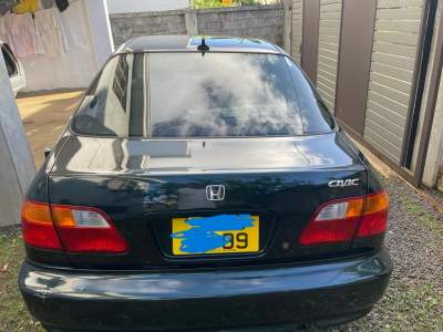 HONDA CIVIC EXI - Family Cars on Aster Vender