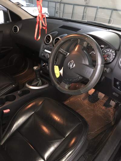 Nissan Qashqai 2+ - SUV Cars on Aster Vender