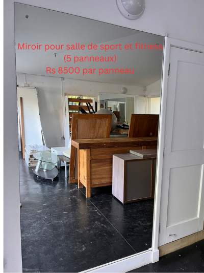 Miroir pour salle de sport et fitness (5 panneaux) - Fitness & gym equipment on Aster Vender
