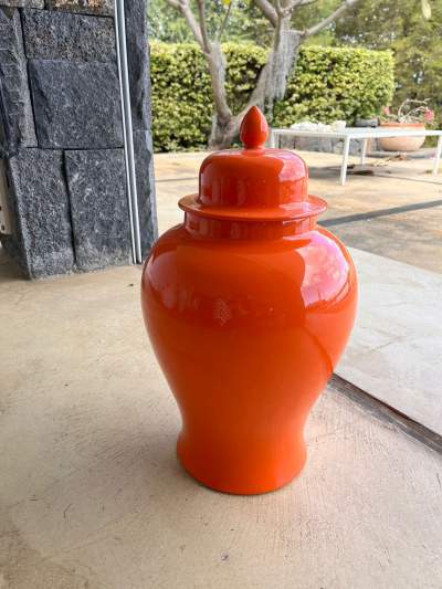 Chinese Porcelain Orange Vase with lid - Interior Decor on Aster Vender