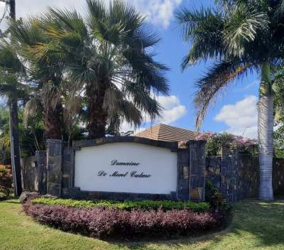 Terrain à Vendre. - Land