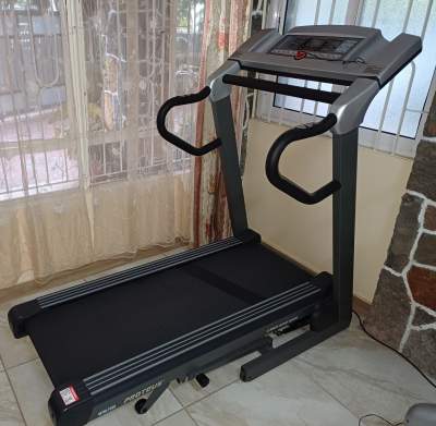 Treadmill Proteus - Fitness & gym equipment