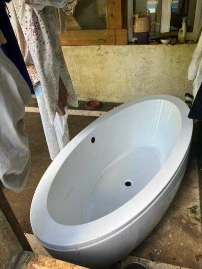 bath tub stand alone - Bathroom on Aster Vender