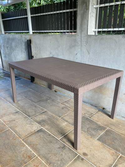Table - Kitchen Tables