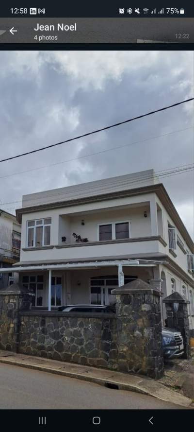 Maison à Riche Bois - Sud - House on Aster Vender