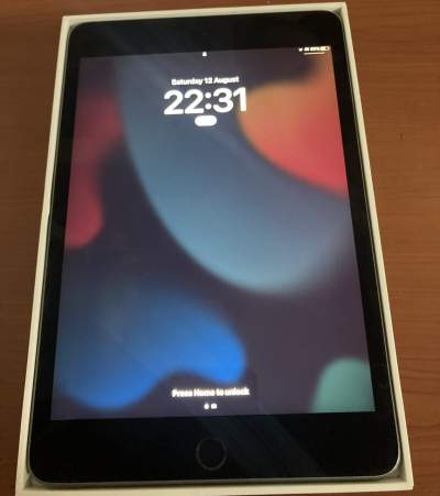Apple iPad Mini, 5th Gen (Wi-Fi, 64GB) - Space Gray - Tablet