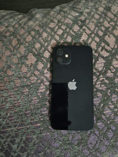 IPhone 12 128gb - iPhones on Aster Vender