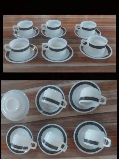 Set of tea cups. - Kitchen appliances