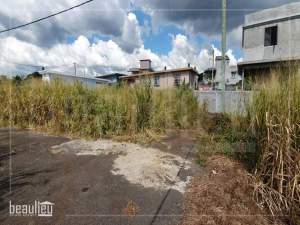 Residential land of 17 Perches, d'Epinay - Land on Aster Vender