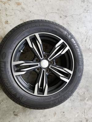 RIMS/ ALLOY WHEELS  and tyres(Urgent sale) - SUV Cars on Aster Vender
