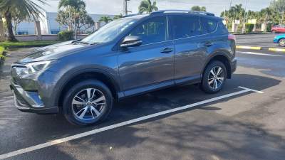 TOYOTA RAV 4 - SUV Cars on Aster Vender