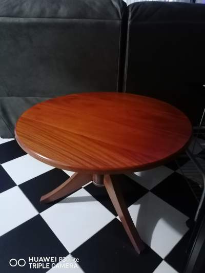 Table du milieu a vendre - Tables