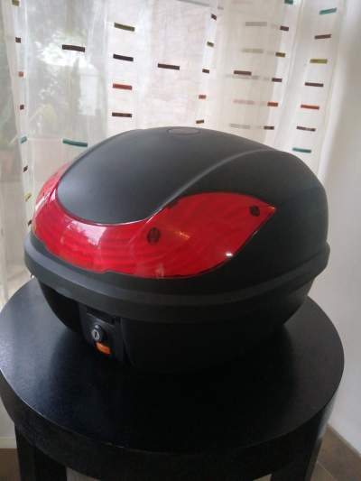 Motorcycle carrier box - Spare Parts on Aster Vender