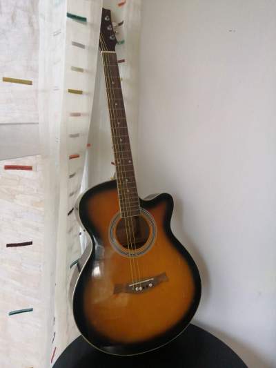 Guitar - Accoustic guitar
