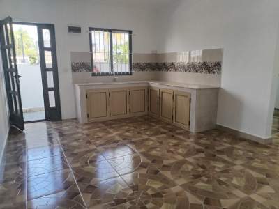 MAISON A LOUER - 2 CHAMBRES - NON-MEUBLÉ - 150 M² A GOODLANDS - House