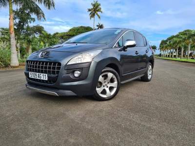 Peugeot 3008 - SUV Cars