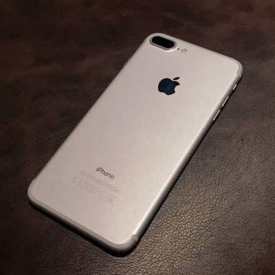 iPhone 7 Plus Silver 32GB - iPhones on Aster Vender