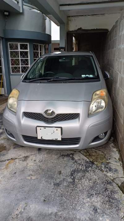 Toyota Vitz 2008 - Compact cars