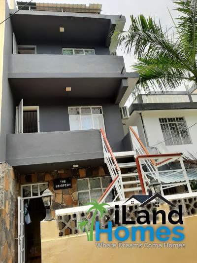 Triplex for sale at Pereybere - House on Aster Vender