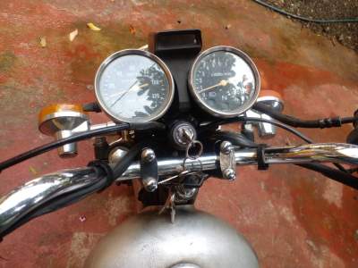 Suzuki GN125 - Scooters (above 50cc)