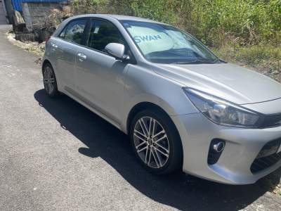 Kia Rio 2018 - Sport Cars