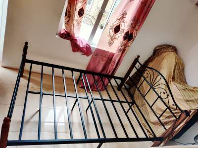 Double size bed - Bedroom Furnitures on Aster Vender