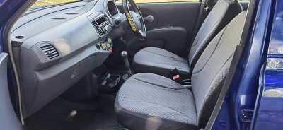 Nissan march ak12 - Compact cars