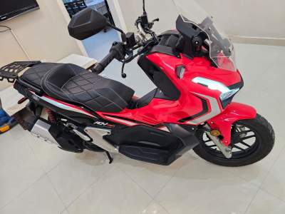 HONDA ADV 150CC - Scooters (above 50cc)