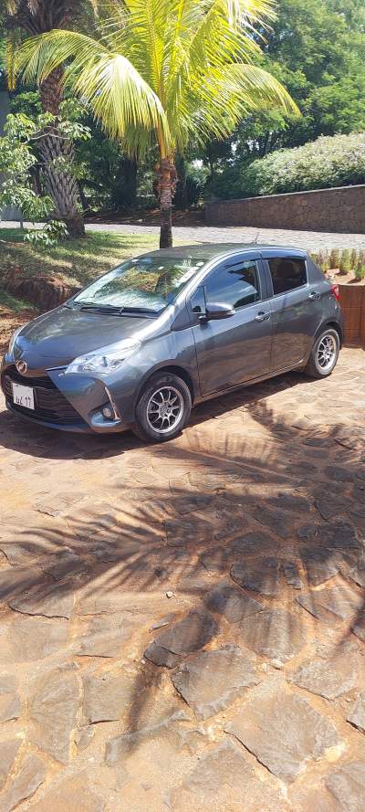Toyota Vitz 2017 (Hatchback) - Dark Grey Color - Well maintained - Compact cars