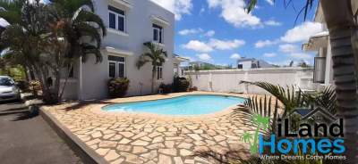 Villa in gated community for sale in Pereybere - Villas on Aster Vender