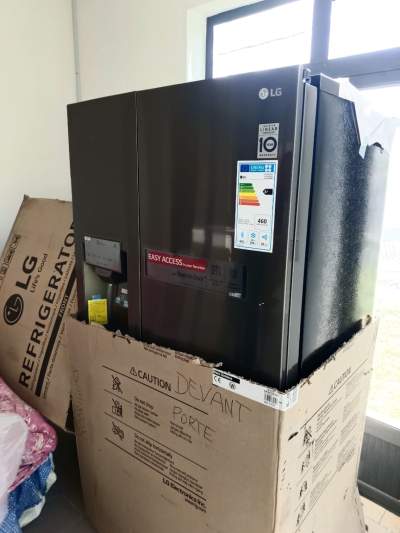 A vendre nouveau refrigerateur - Kitchen appliances on Aster Vender