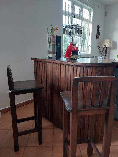 Bar with bar stools - Buffets & Sideboards on Aster Vender