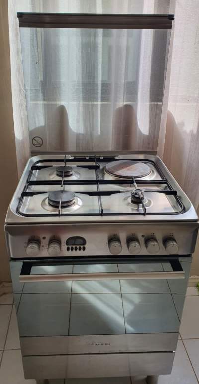 Four Ariston - All household appliances on Aster Vender