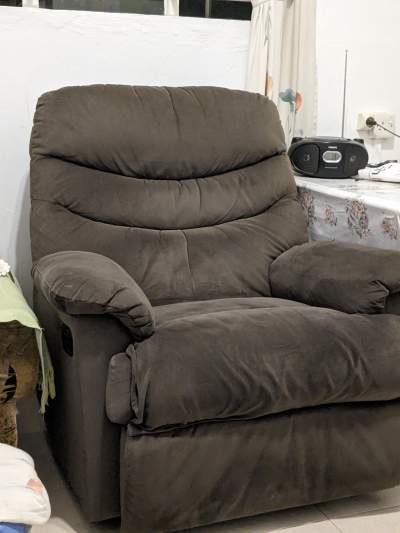 Recliner chair - Chairs
